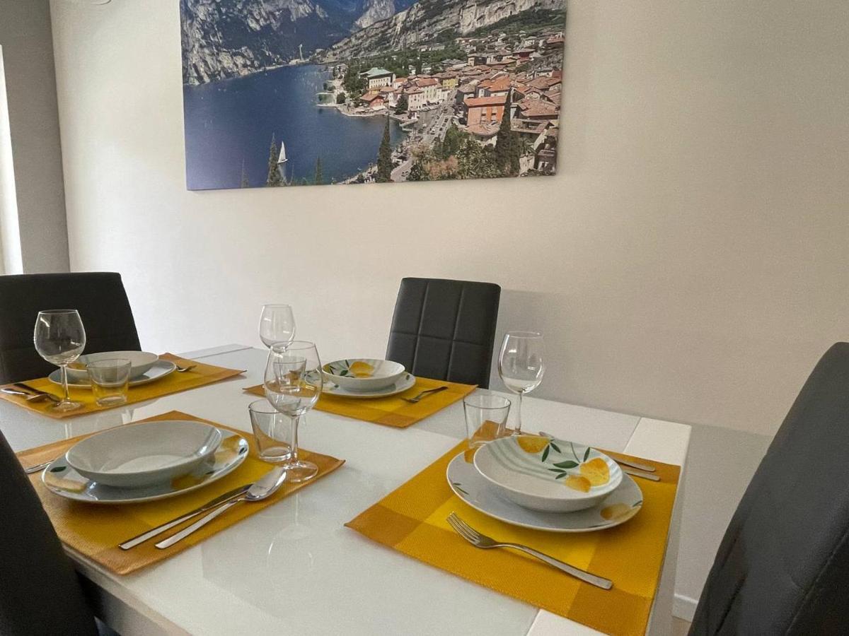 Ferienwohnung Le Terrazze Living Riva del Garda Exterior foto