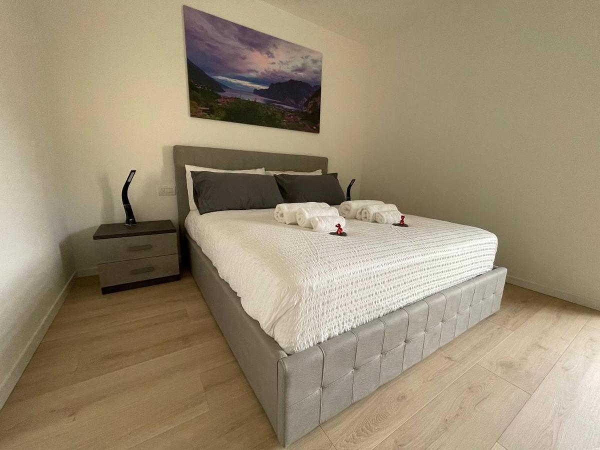 Ferienwohnung Le Terrazze Living Riva del Garda Exterior foto
