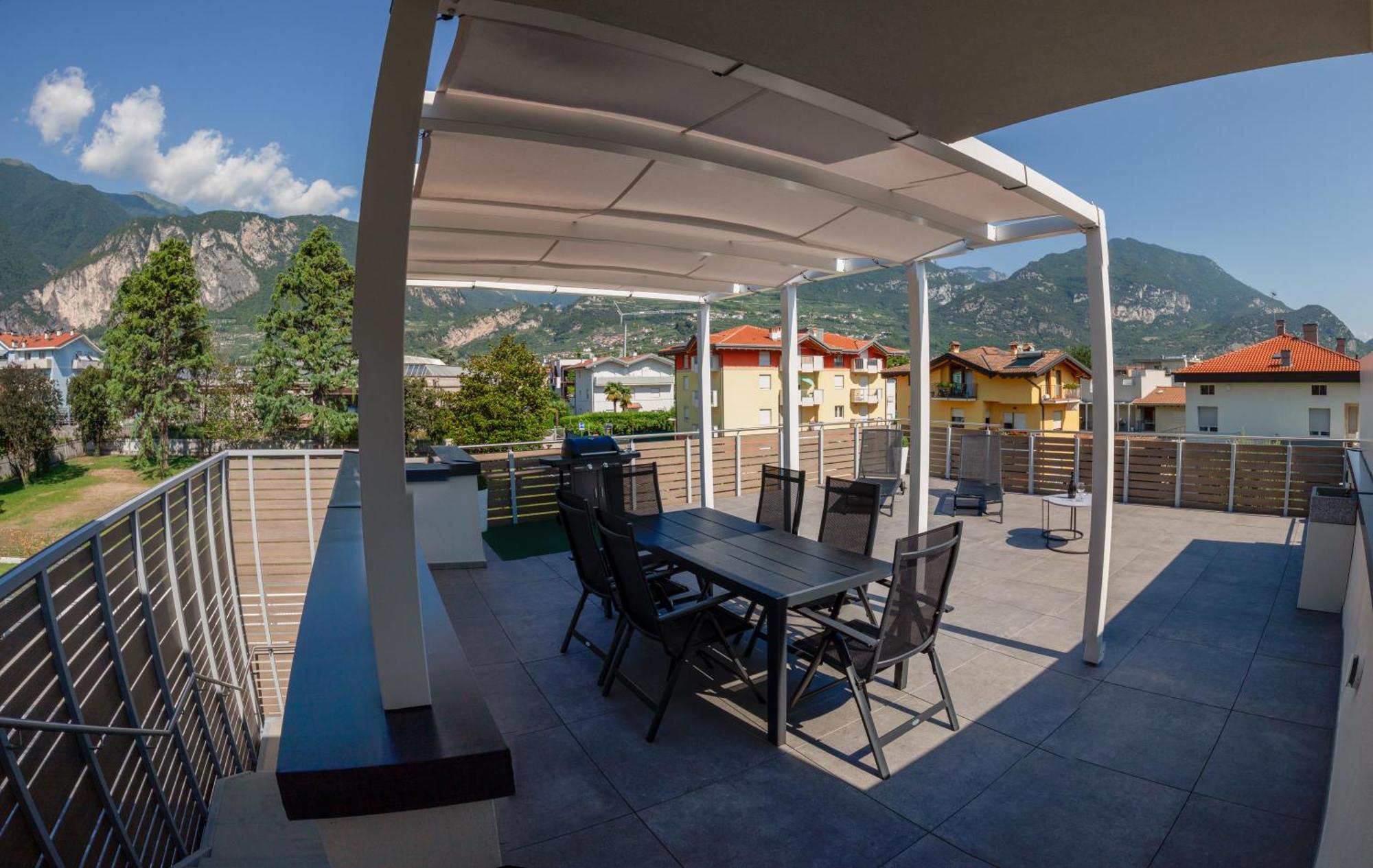 Ferienwohnung Le Terrazze Living Riva del Garda Exterior foto